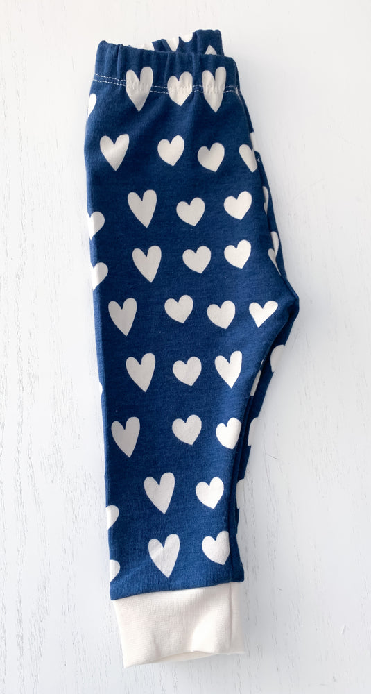 
            
                Load image into Gallery viewer, Leggings - Hearts Royal Blue
            
        